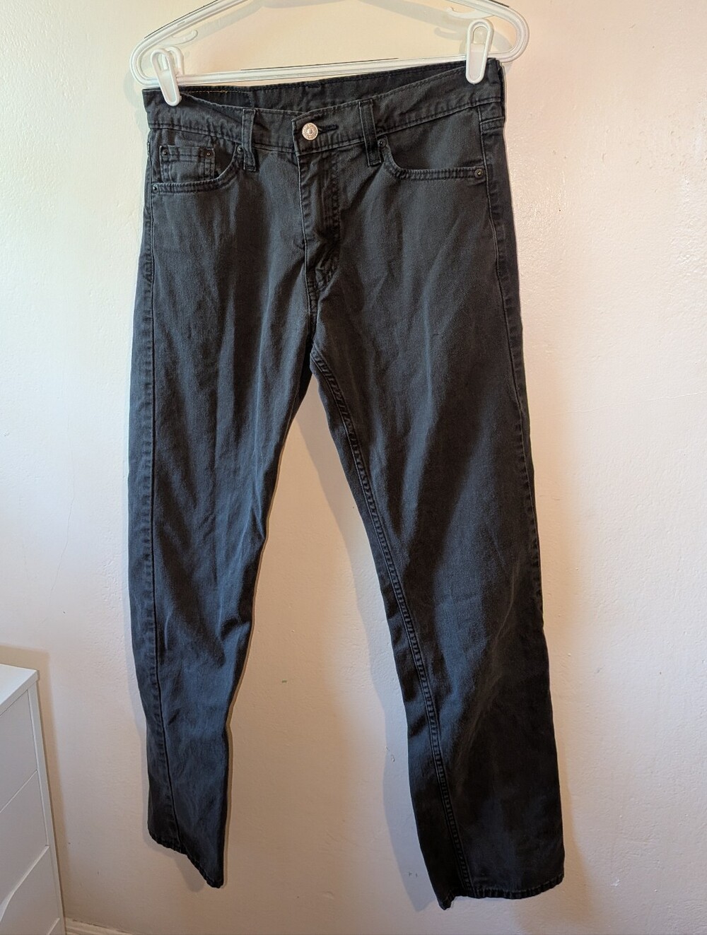 Men's Dark Wash Straight-Leg Jeans